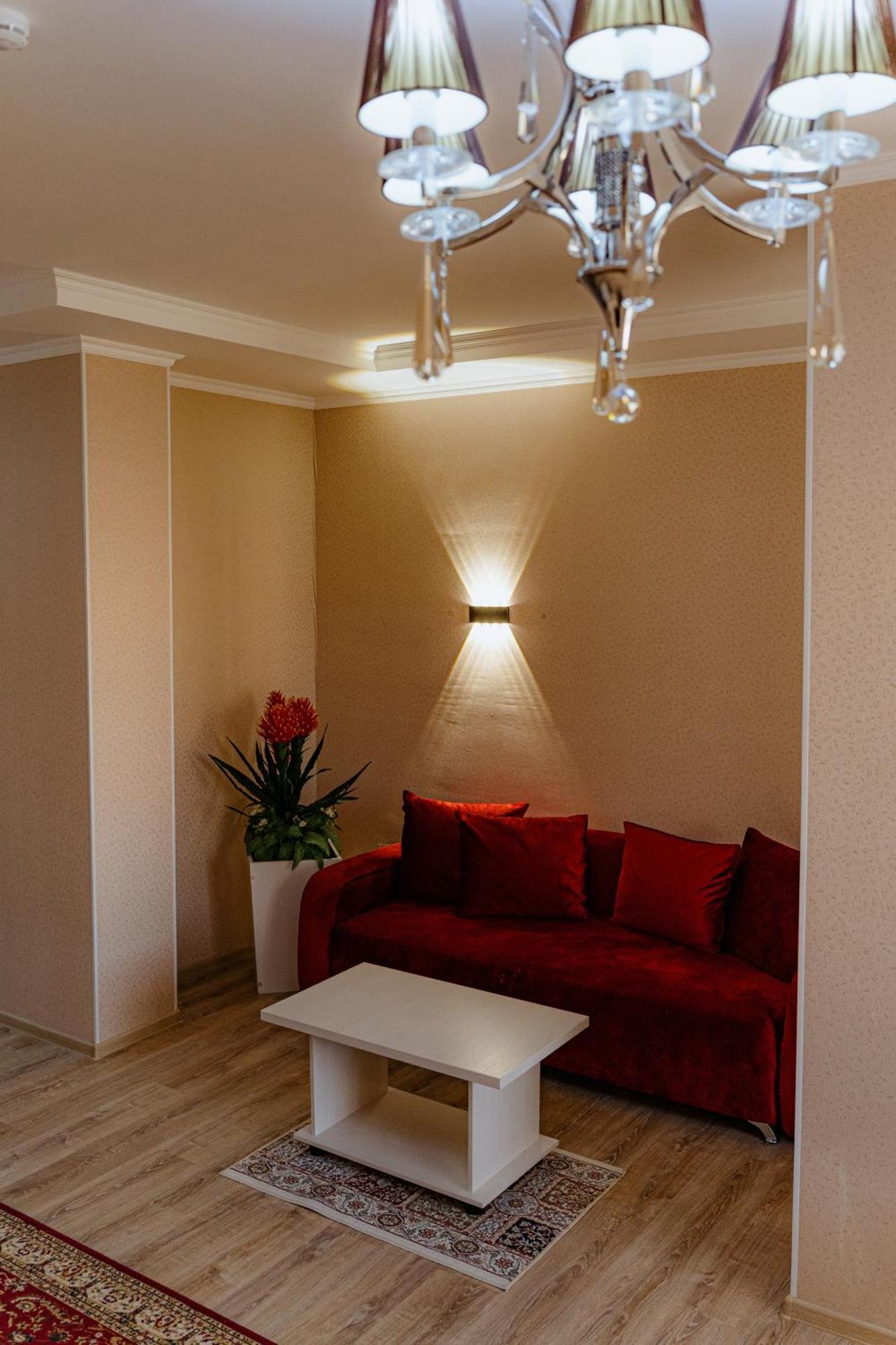 Union Plaza Hotel Astana Ngoại thất bức ảnh